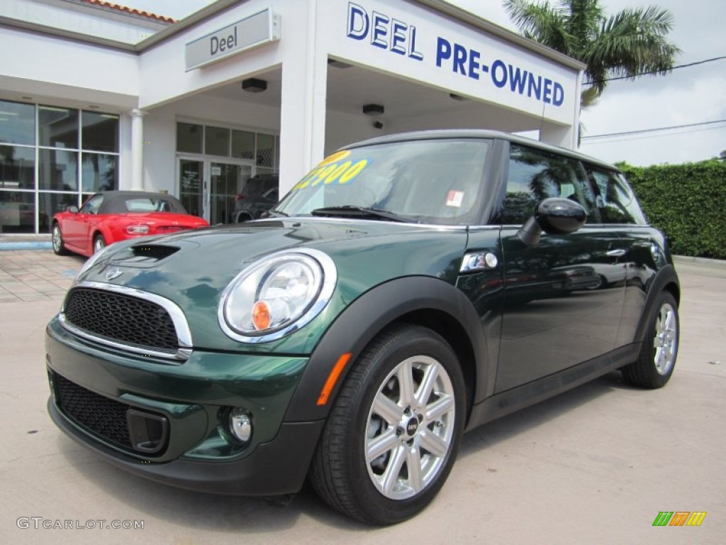 2011 Cooper S Hardtop - British Racing Green II / Carbon Black photo #1