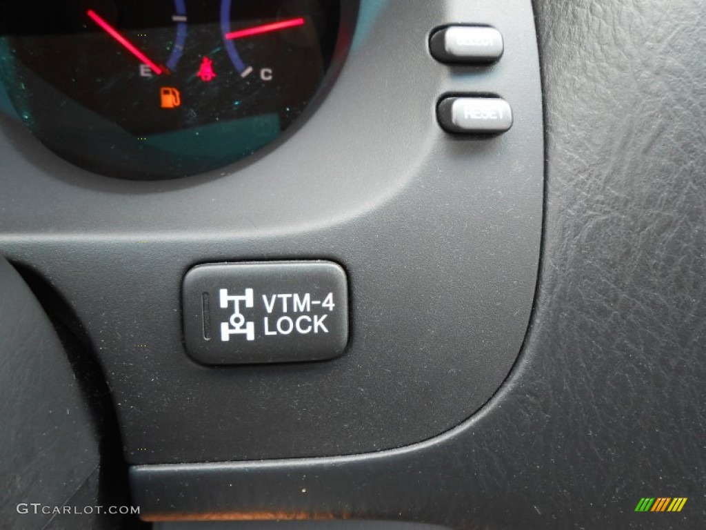 2004 MDX  - Starlight Silver Metallic / Quartz photo #33