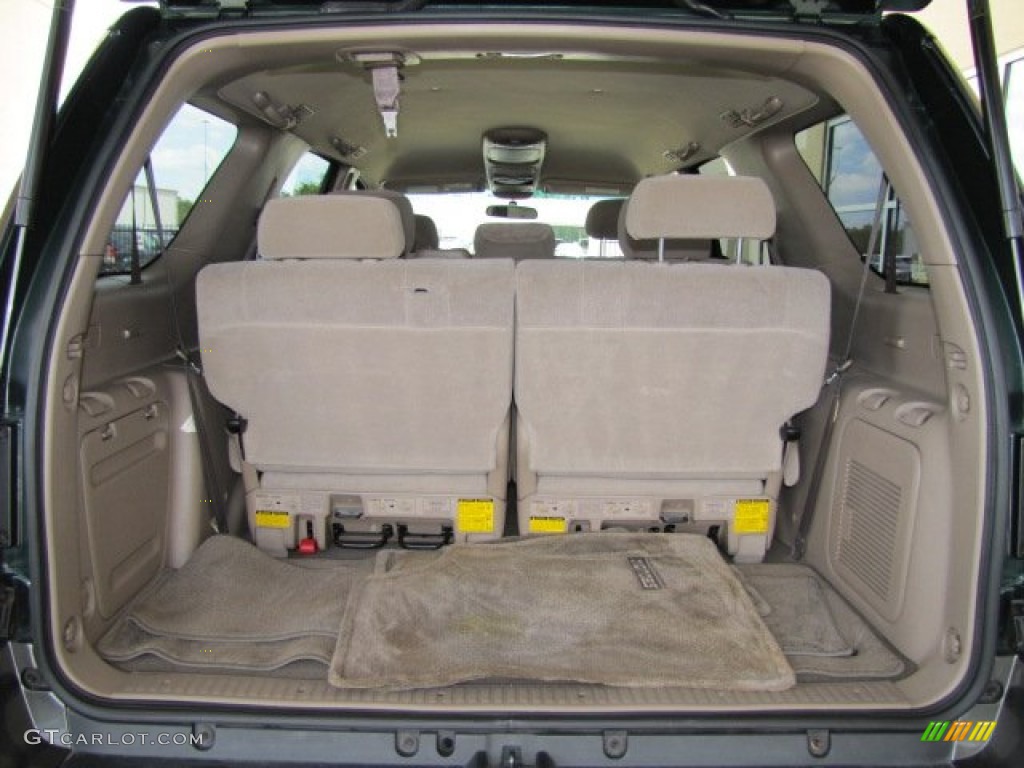 2004 Toyota Sequoia SR5 4x4 Trunk Photo #70455318