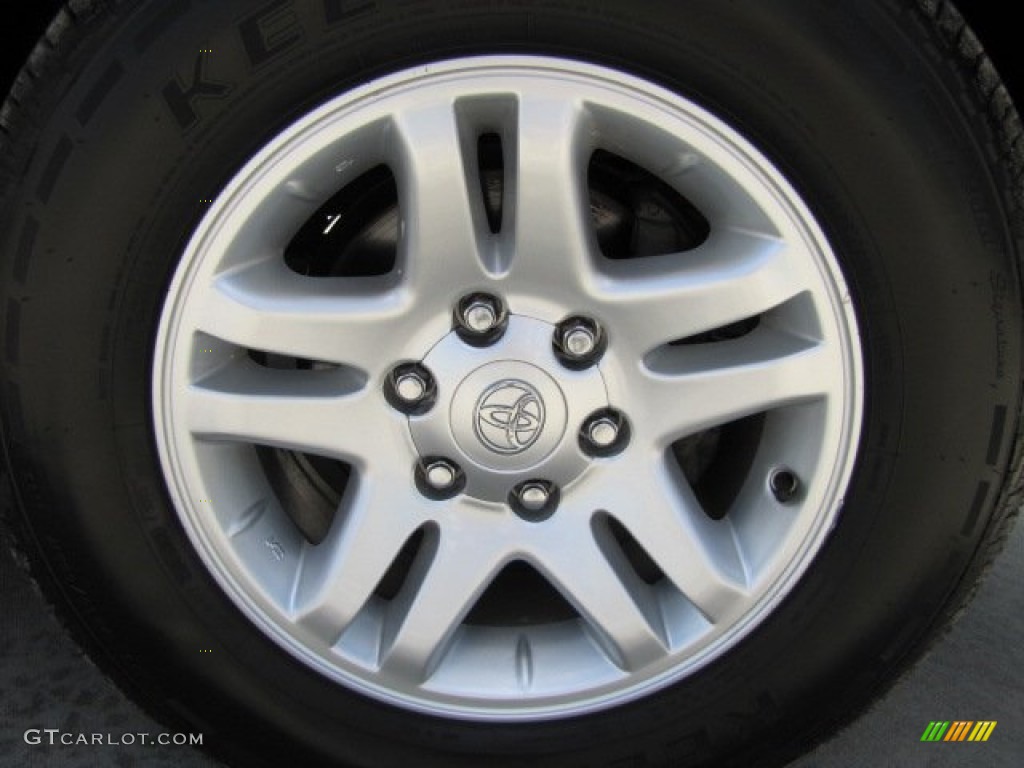 2004 Toyota Sequoia SR5 4x4 Wheel Photo #70455514