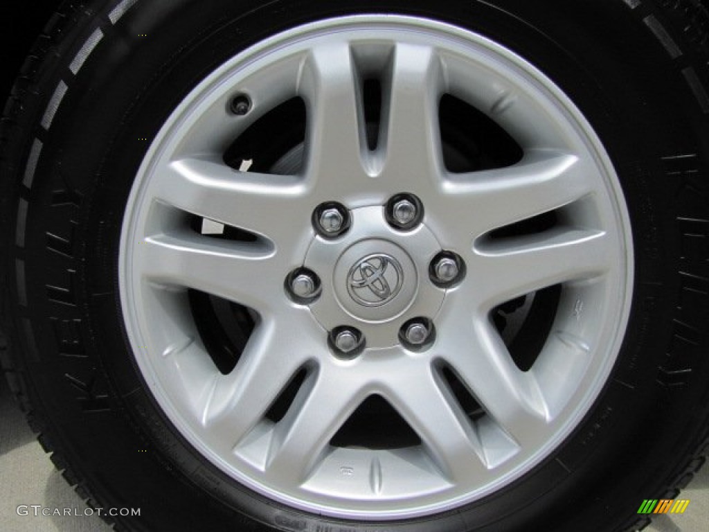 2004 Toyota Sequoia SR5 4x4 Wheel Photo #70455532