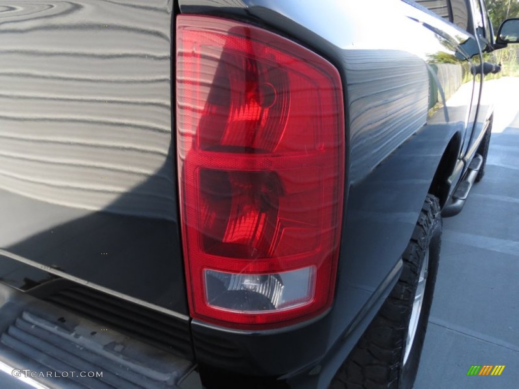 2002 Ram 1500 ST Quad Cab 4x4 - Black / Dark Slate Gray photo #13