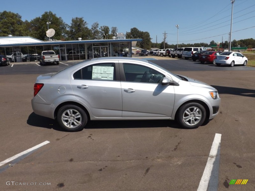 2012 Sonic LT Sedan - Silver Ice Metallic / Jet Black/Brick photo #6
