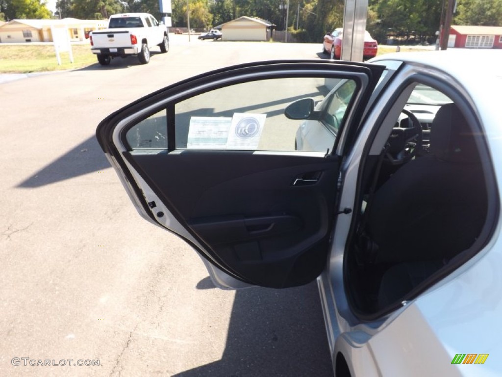 2012 Sonic LT Sedan - Silver Ice Metallic / Jet Black/Brick photo #15
