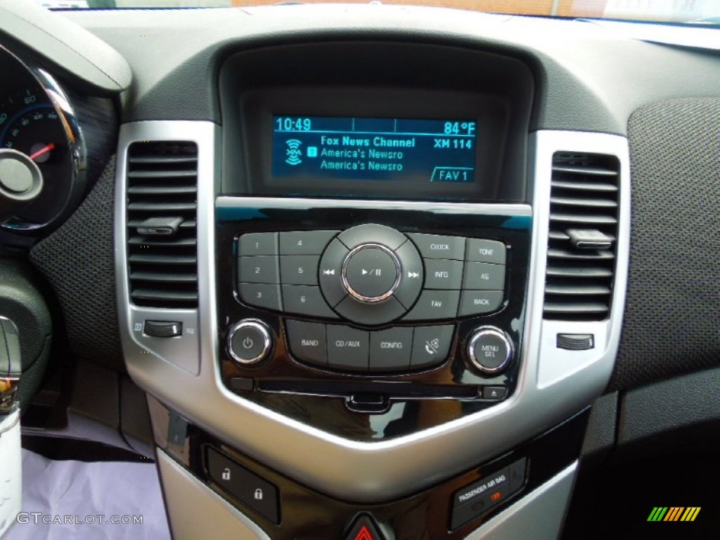 2012 Chevrolet Cruze LT/RS Controls Photo #70459135