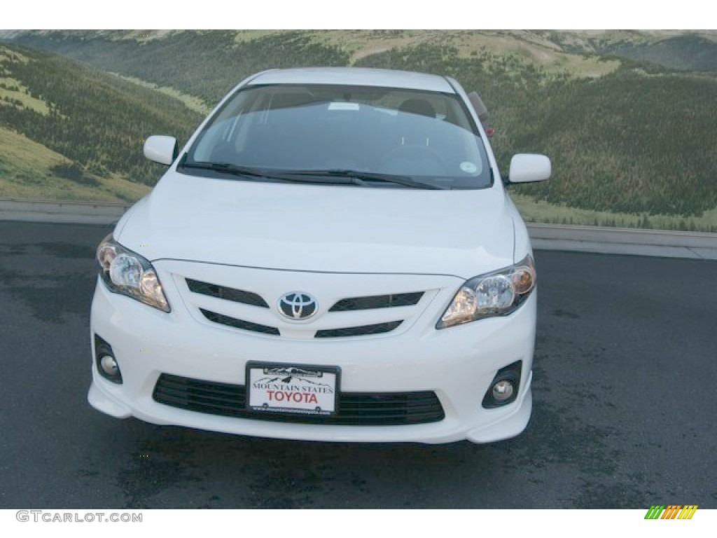2013 Corolla S - Super White / Dark Charcoal photo #3