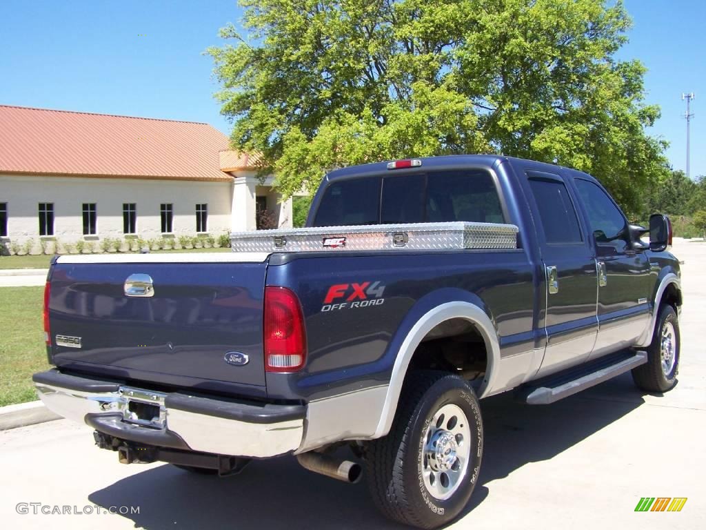 2006 F350 Super Duty Lariat FX4 Crew Cab 4x4 - Medium Wedgewood Blue Metallic / Medium Flint photo #3