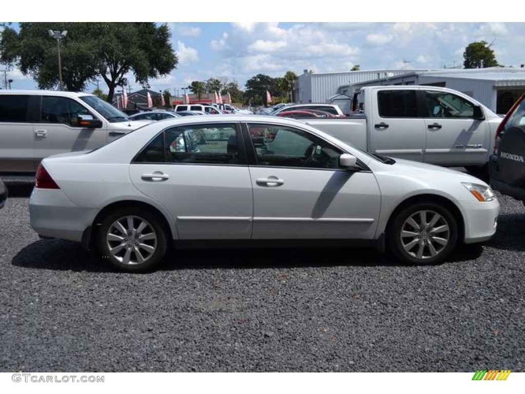 2006 Accord LX V6 Sedan - Taffeta White / Ivory photo #3