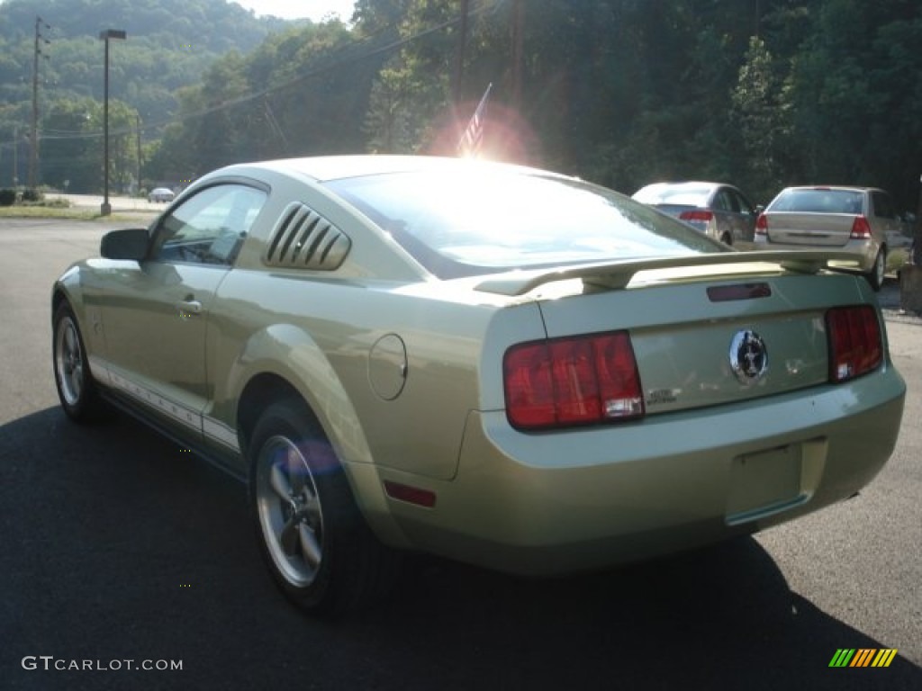 2006 Mustang V6 Deluxe Coupe - Legend Lime Metallic / Light Parchment photo #6