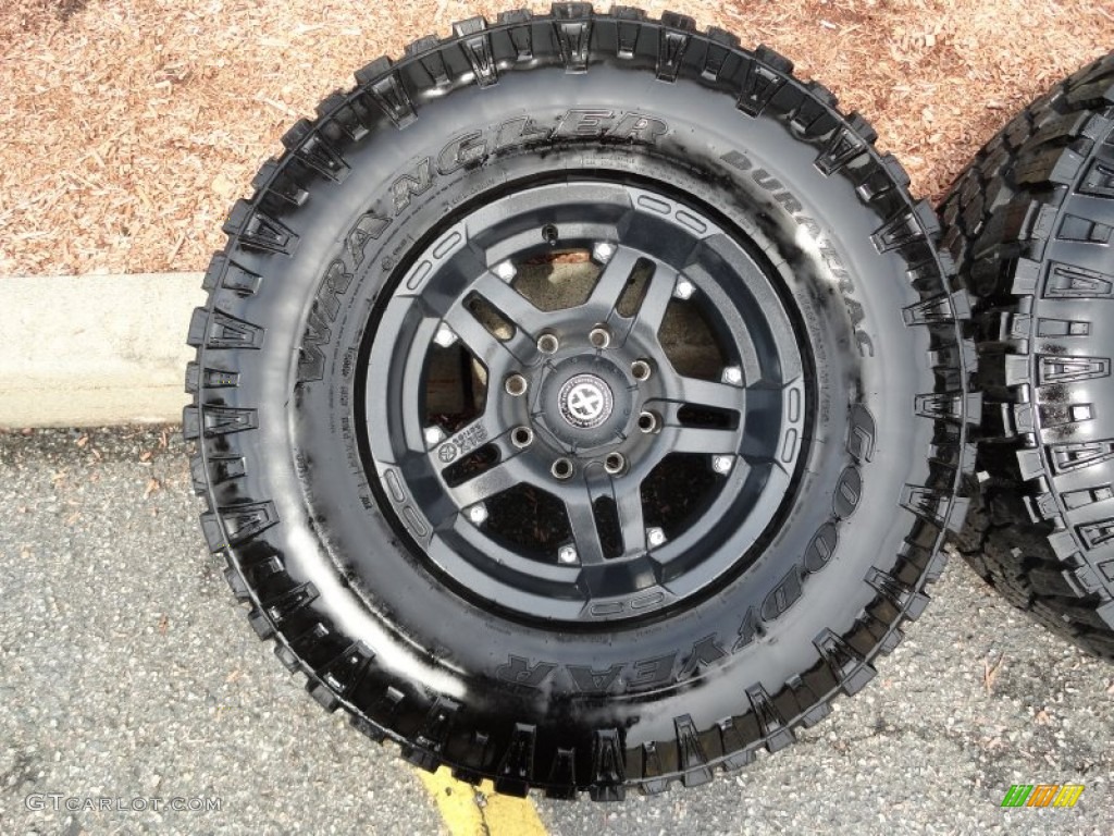 2009 Hummer H2 SUV Silver Ice Custom Wheels Photo #70467712