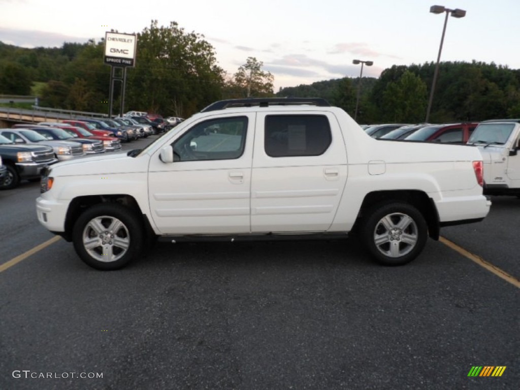 2010 Ridgeline RTL - White / Gray photo #1