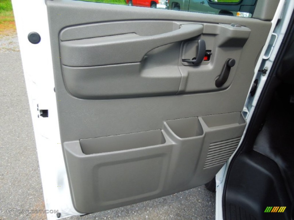 2013 Express 1500 Cargo Van - Summit White / Medium Pewter photo #10