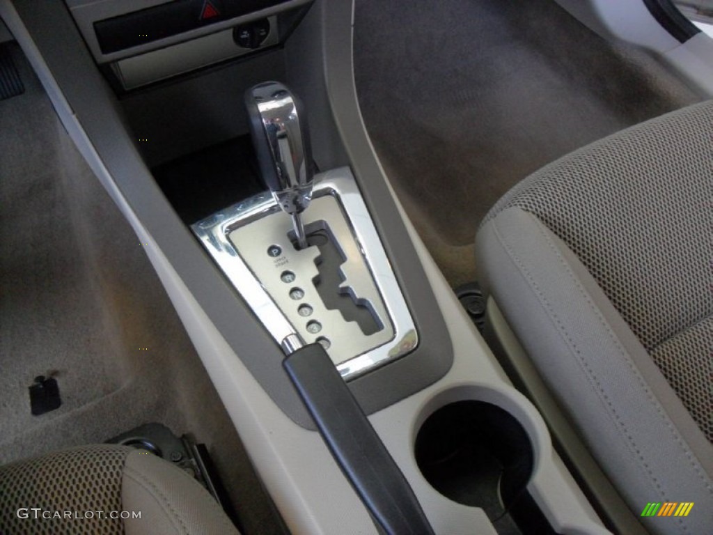 2008 Avenger SXT - Light Sandstone Metallic / Dark Khaki/Light Graystone photo #14