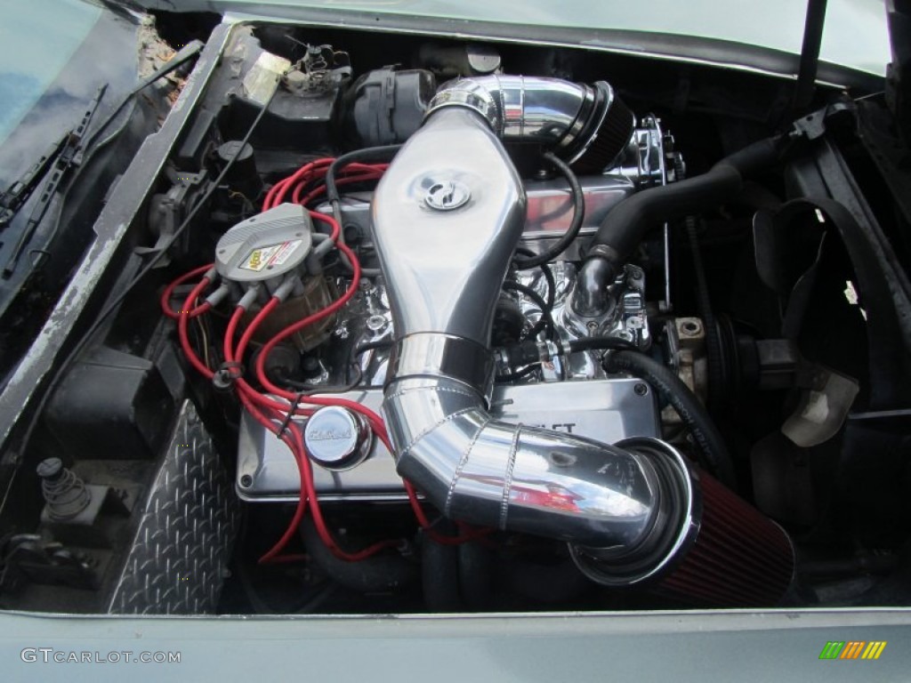 1977 Chevrolet Corvette Coupe 350 cid OHV 16-Valve V8 Engine Photo #70472827
