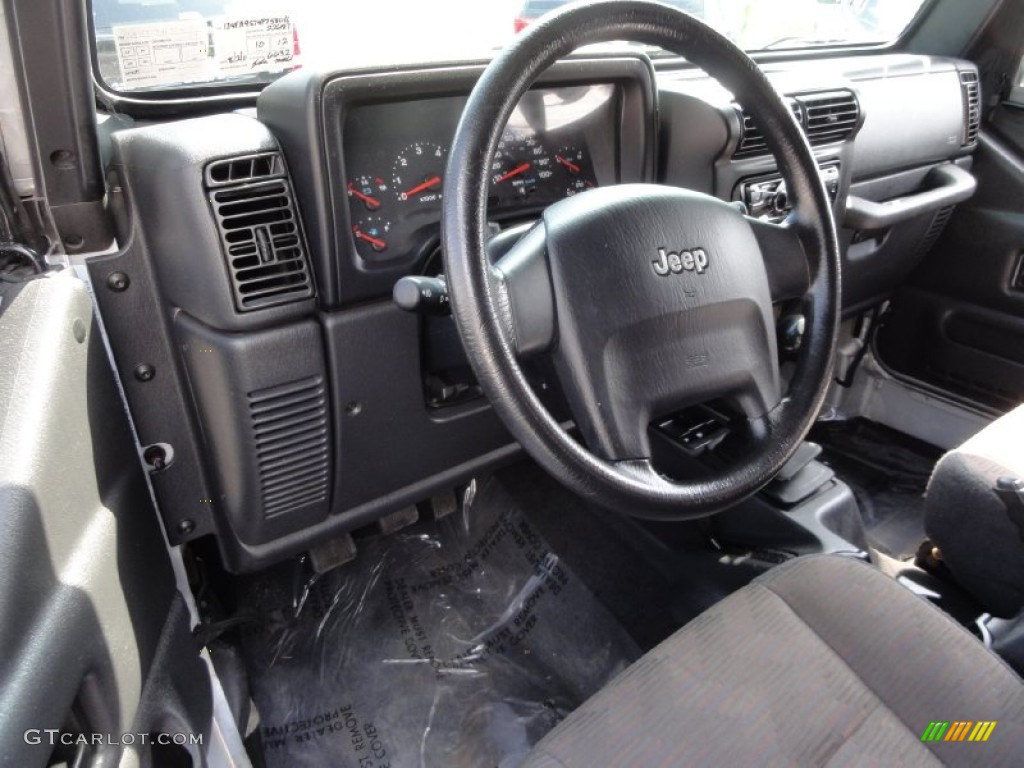 2004 Wrangler Sport 4x4 - Bright Silver Metallic / Dark Slate Gray photo #11
