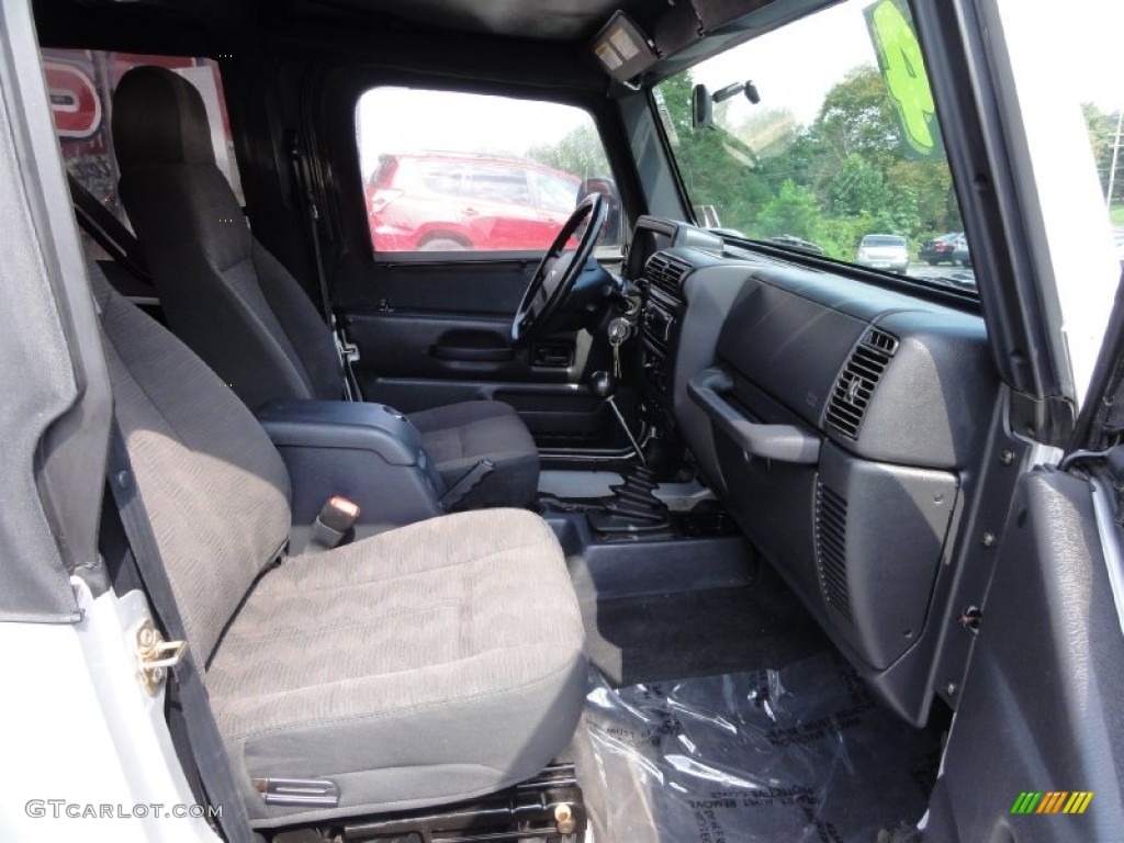 2004 Wrangler Sport 4x4 - Bright Silver Metallic / Dark Slate Gray photo #16