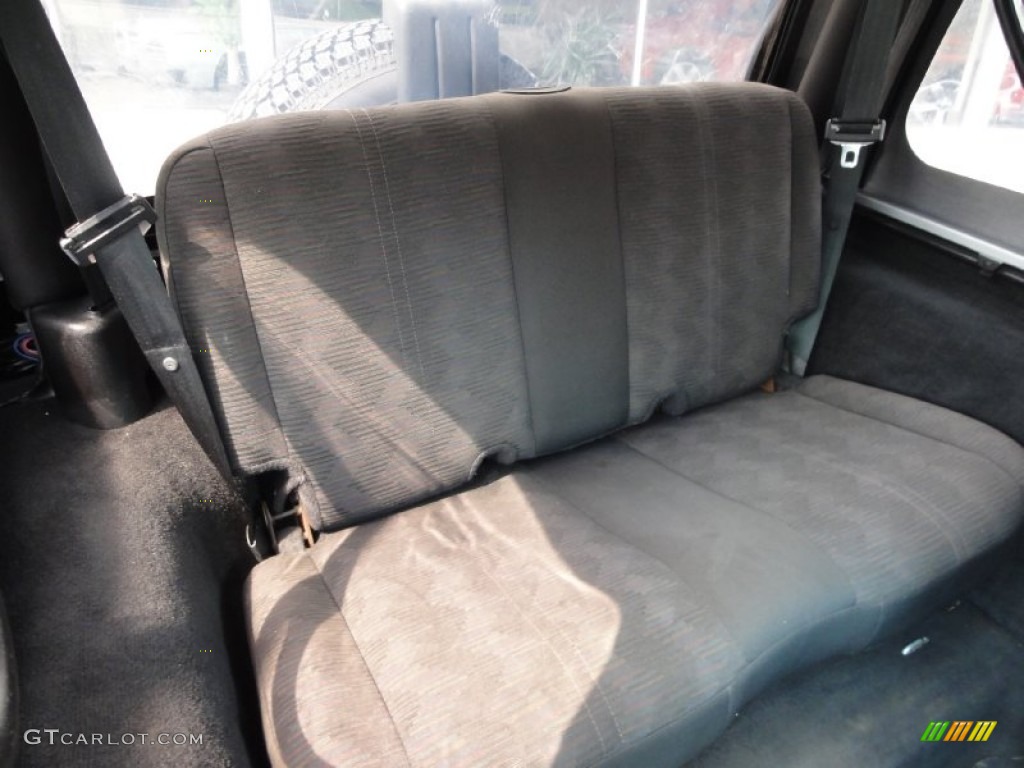 2004 Wrangler Sport 4x4 - Bright Silver Metallic / Dark Slate Gray photo #17