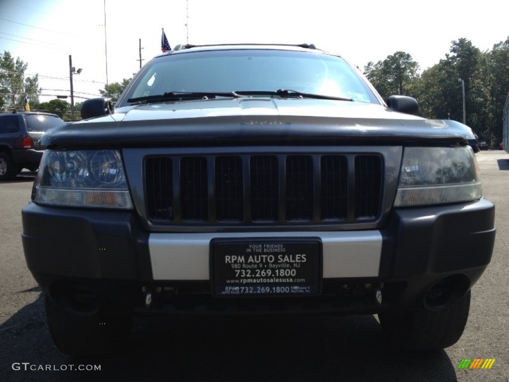 2004 Grand Cherokee Freedom Edition 4x4 - Graphite Metallic / Dark Slate Gray photo #2