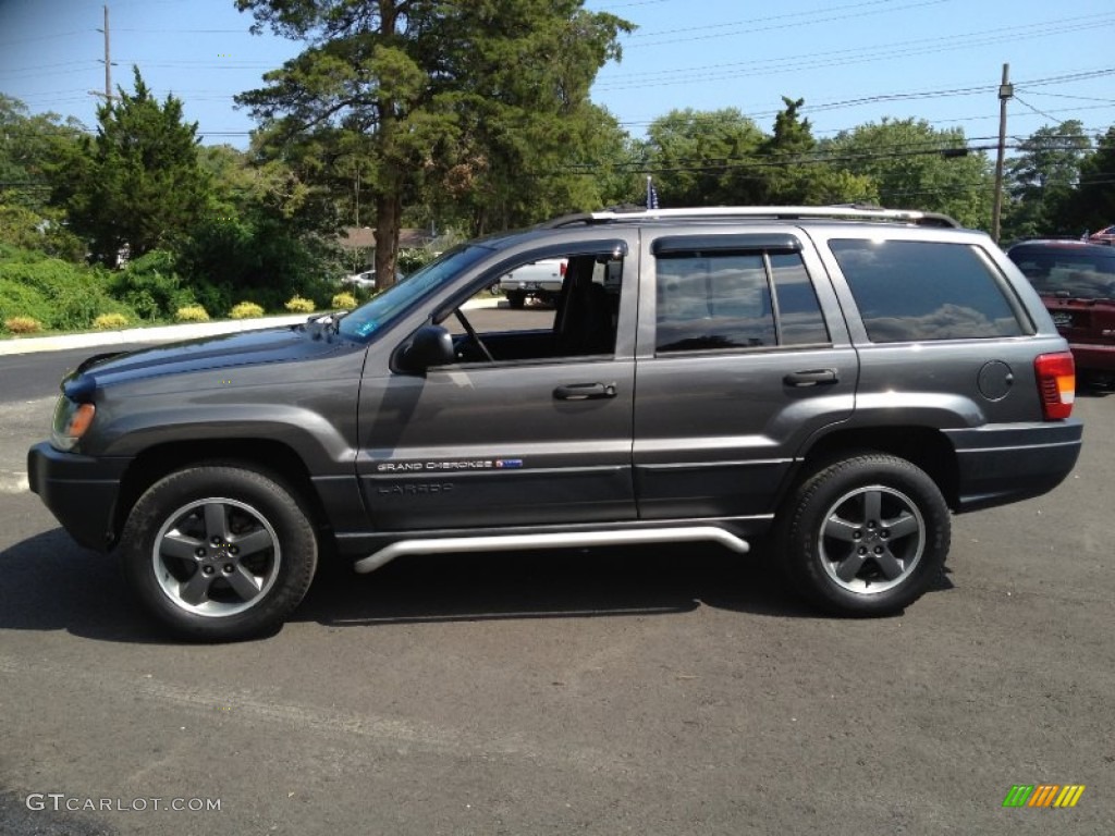2004 Grand Cherokee Freedom Edition 4x4 - Graphite Metallic / Dark Slate Gray photo #12