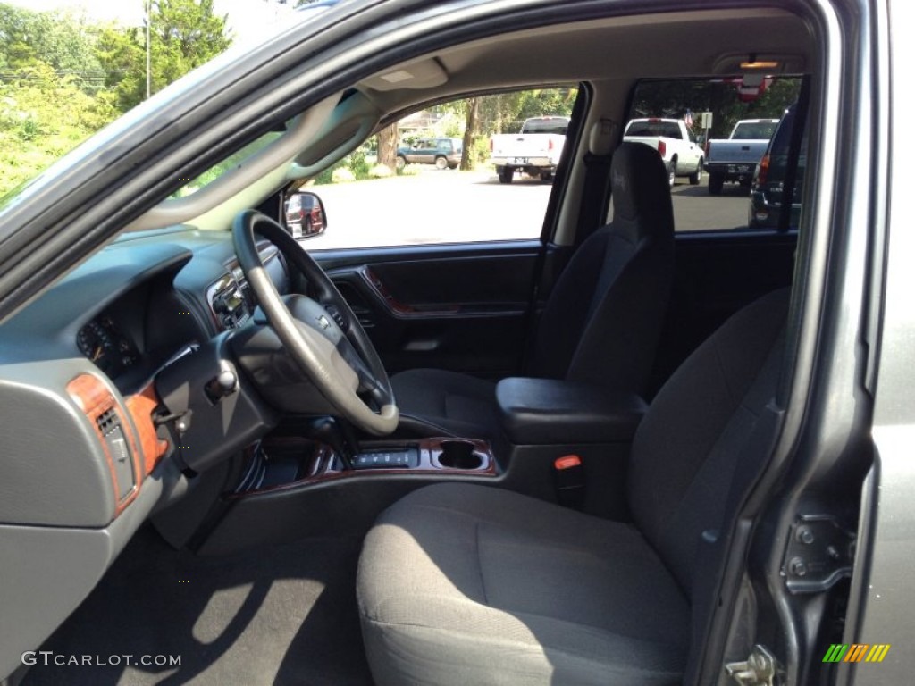 2004 Grand Cherokee Freedom Edition 4x4 - Graphite Metallic / Dark Slate Gray photo #16