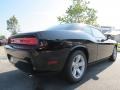 Pitch Black - Challenger SXT Photo No. 3