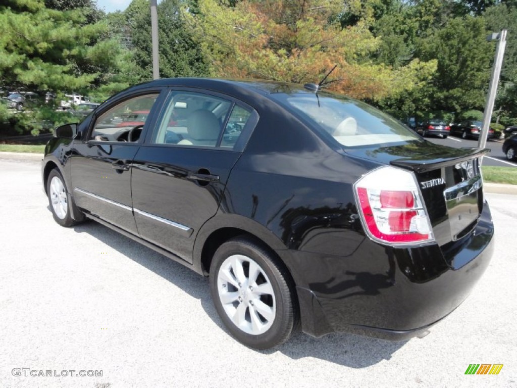 2011 Sentra 2.0 SL - Espresso Black / Beige photo #9