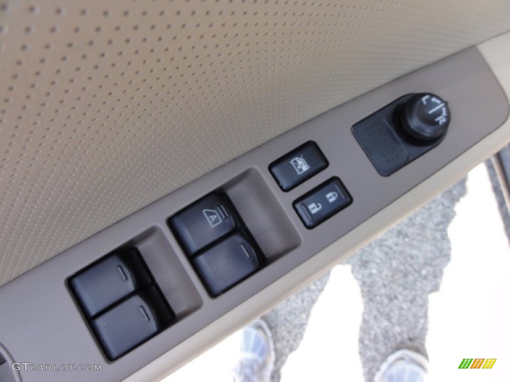 2011 Sentra 2.0 SL - Espresso Black / Beige photo #14