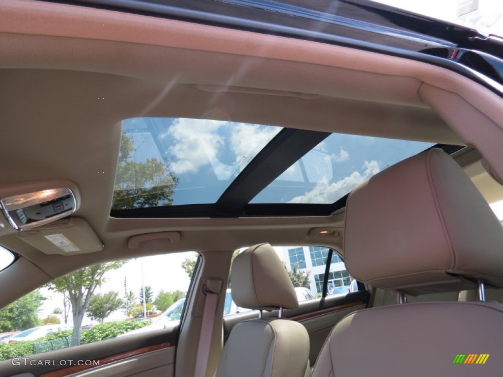 2013 Chrysler 300 C Sunroof Photo #70484960