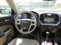 Gloss Black - 300 C Luxury Series Photo No. 10