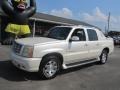 White Diamond - Escalade EXT AWD Photo No. 1