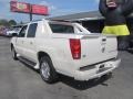 White Diamond - Escalade EXT AWD Photo No. 3