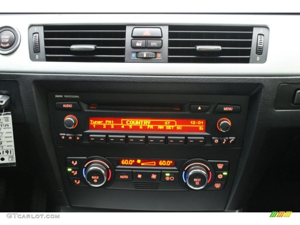 2009 BMW 3 Series 335i Coupe Audio System Photo #70488578
