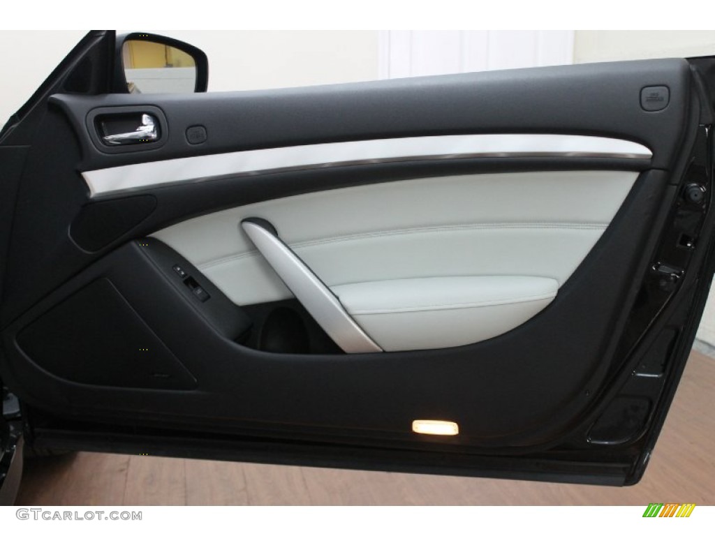 2010 Infiniti G 37 Convertible Stone Door Panel Photo #70489033