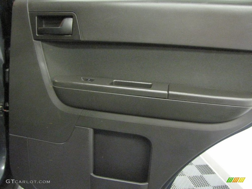 2009 Escape XLT V6 4WD - Black Pearl Slate Metallic / Charcoal photo #17