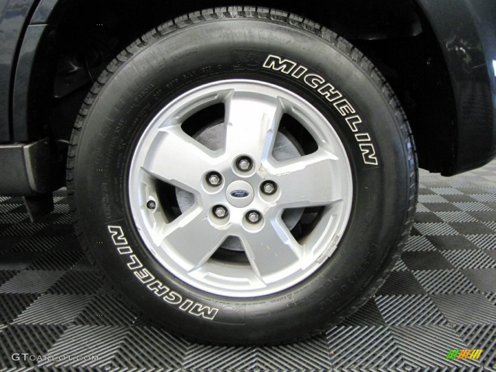 2009 Escape XLT V6 4WD - Black Pearl Slate Metallic / Charcoal photo #26