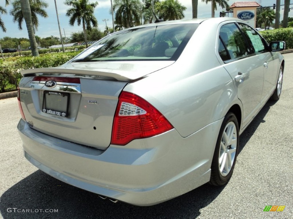 2010 Fusion SEL - Brilliant Silver Metallic / Medium Light Stone photo #6