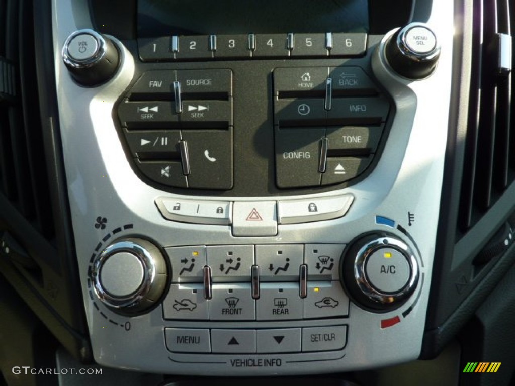 2013 Chevrolet Equinox LT AWD Controls Photo #70490669