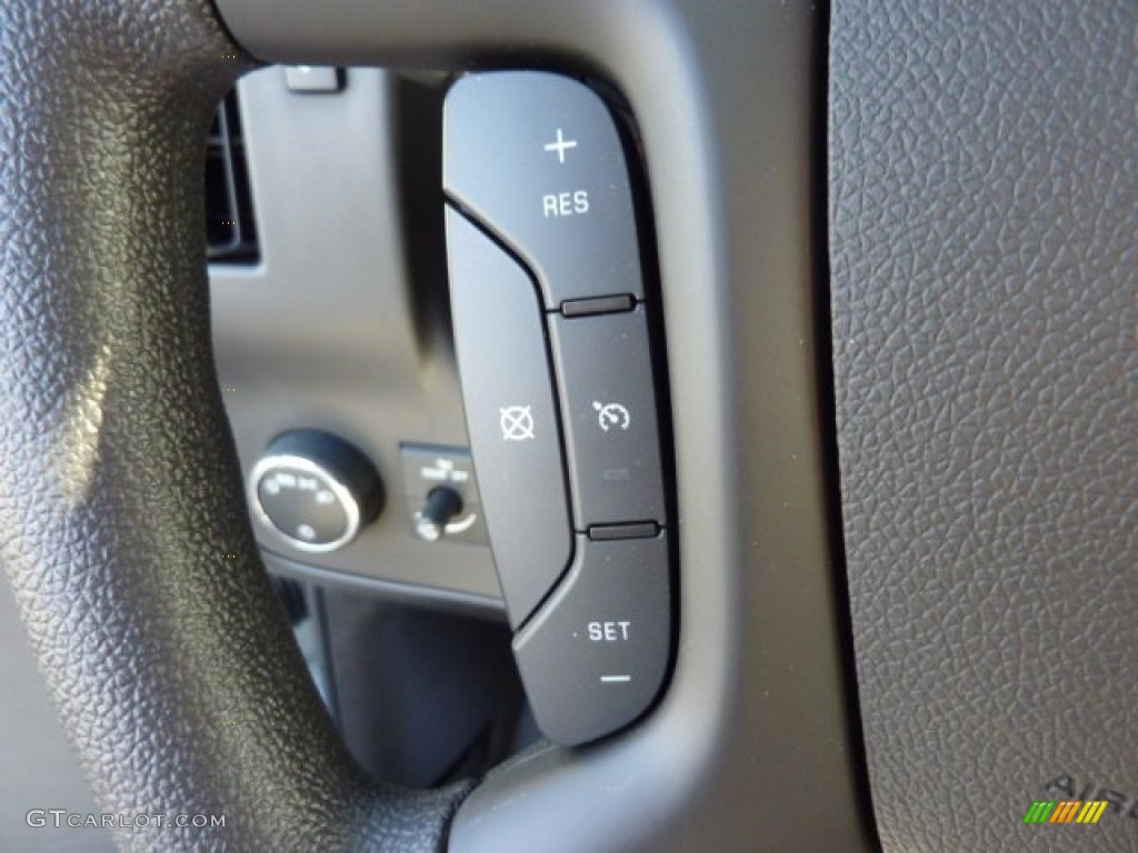 2013 Chevrolet Express 2500 Cargo Van Controls Photo #70490825