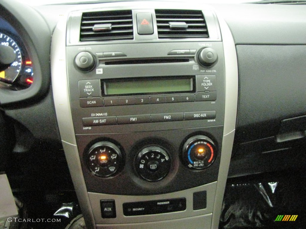 2009 Corolla XRS - Super White / Dark Charcoal photo #25