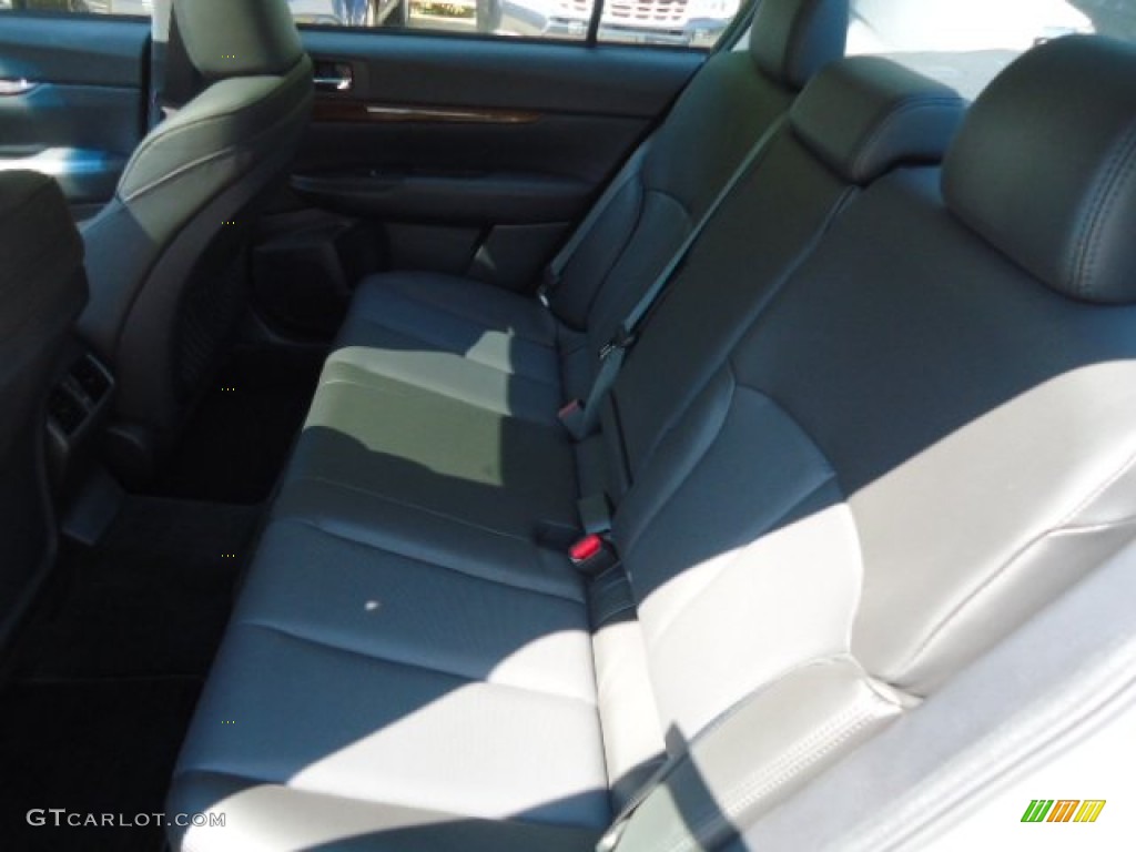2013 Legacy 2.5i Limited - Ice Silver Metallic / Off Black Leather photo #11