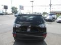 2013 Labrador Black Pearl Mitsubishi Outlander SE  photo #4