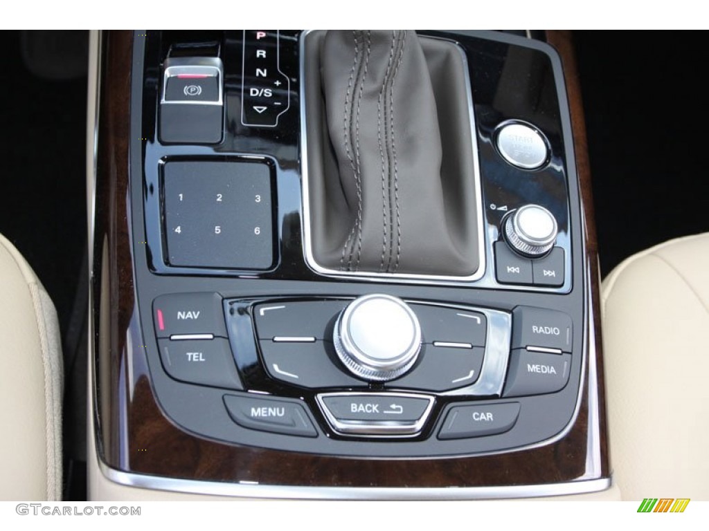 2013 Audi A7 3.0T quattro Premium Plus Controls Photo #70494002