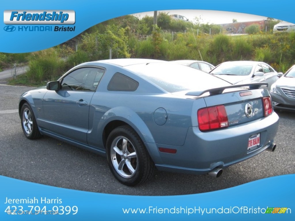 2005 Mustang GT Premium Coupe - Windveil Blue Metallic / Dark Charcoal photo #9