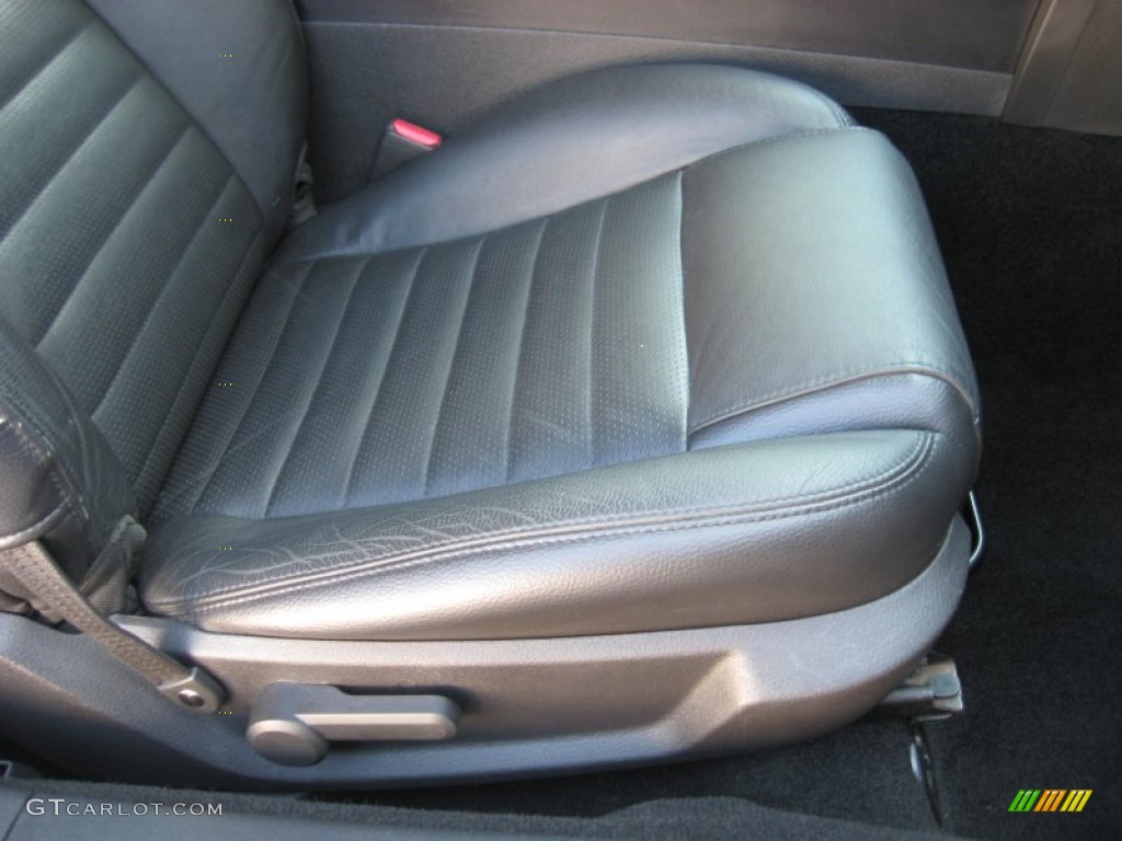 2005 Mustang GT Premium Coupe - Windveil Blue Metallic / Dark Charcoal photo #22