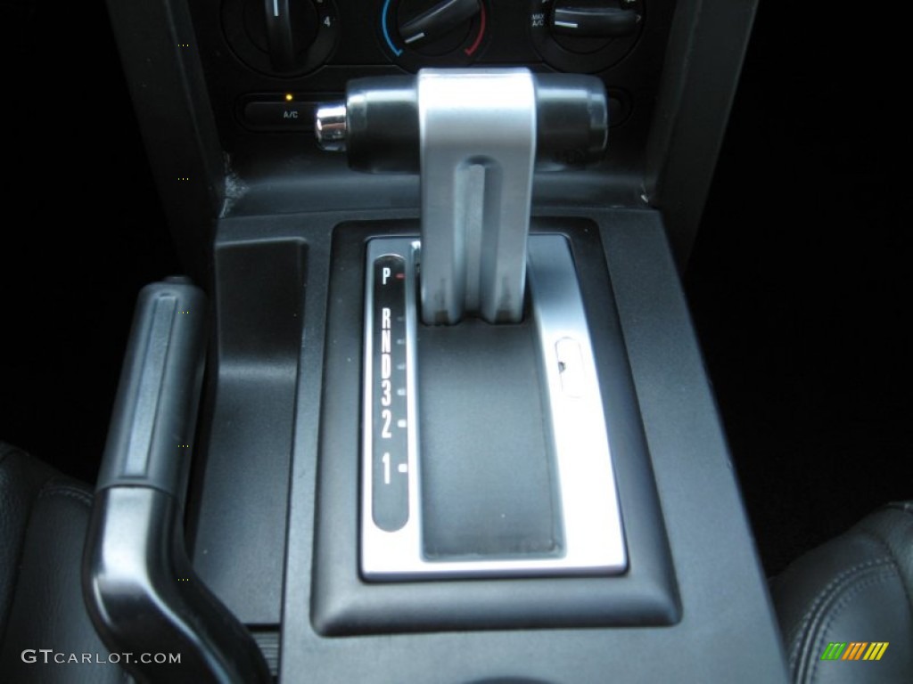 2005 Mustang GT Premium Coupe - Windveil Blue Metallic / Dark Charcoal photo #25
