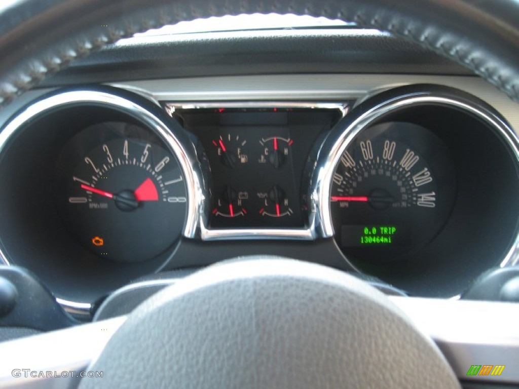 2005 Ford Mustang GT Premium Coupe Gauges Photo #70495313
