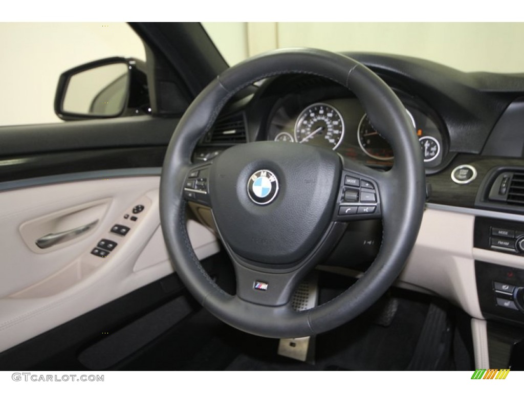 2012 BMW 5 Series 550i Sedan Oyster/Black Steering Wheel Photo #70495460