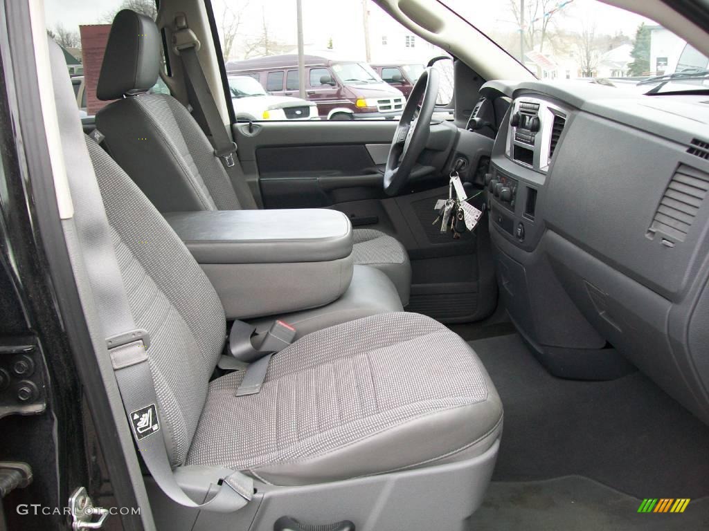 2008 Ram 1500 Big Horn Edition Quad Cab 4x4 - Brilliant Black Crystal Pearl / Medium Slate Gray photo #11