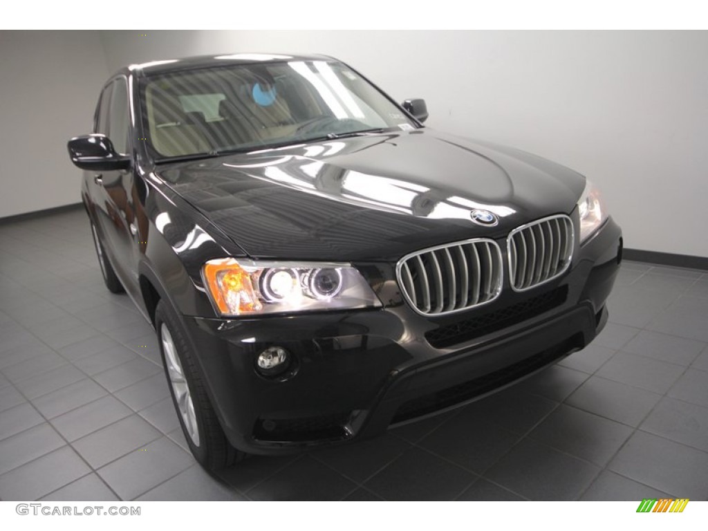 2013 X3 xDrive 28i - Black Sapphire Metallic / Sand Beige photo #5