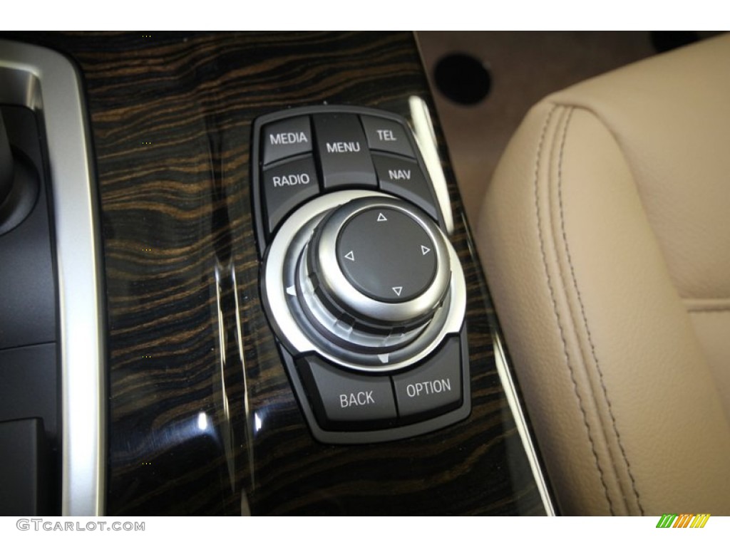 2013 X3 xDrive 28i - Black Sapphire Metallic / Sand Beige photo #19